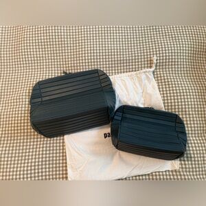 Parallelle cosmetic bags size large and medium